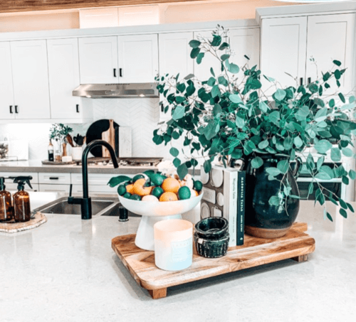 A vibrant mix of citrus and bold colors