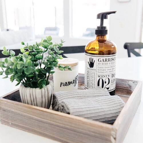 A functional and stylish washing-up station